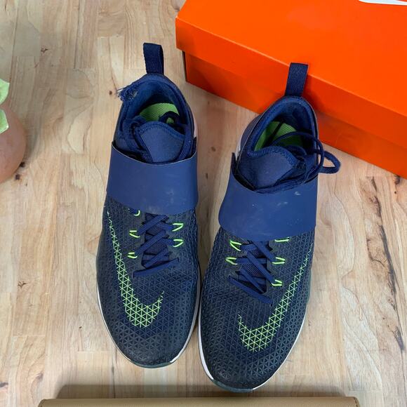 NikeLab Air Zoom Strong - Picture 1 of 7